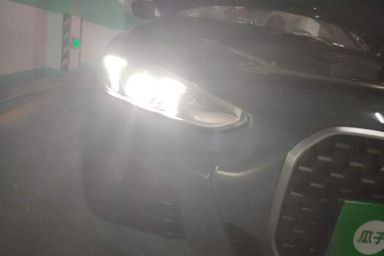 Used BMW 4 Series 2024 425i Convertible M Sport Package Right Front Headlight
