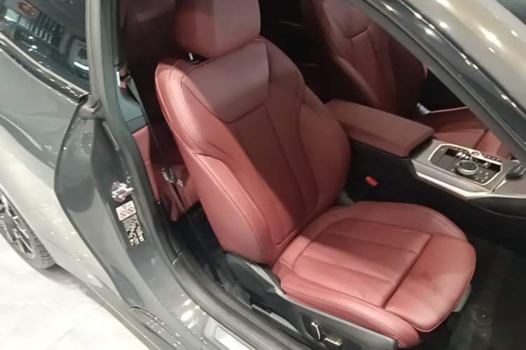 Used BMW 4 Series 2024 430i M Sport Night Edition Right Front Seat