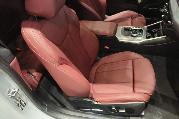 Used BMW 4 Series 2024 430i M Sport Night Edition Right Front Seat