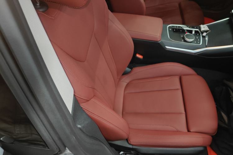 Used BMW 4 Series 2024 425i Gran Coupe M Sport Package Right Front Seat