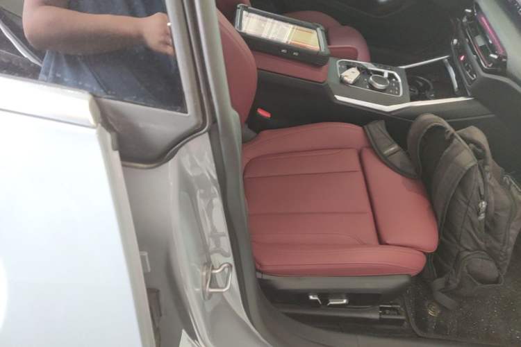 Used BMW 4 Series 2024 425i Gran Coupe M Sport Package Right Front Seat