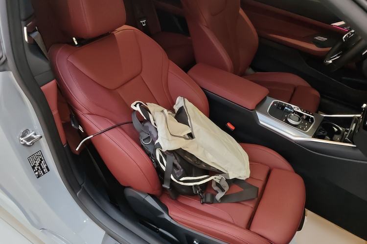 Used BMW 4 Series 2024 430i M Sport Night Edition Right Front Seat