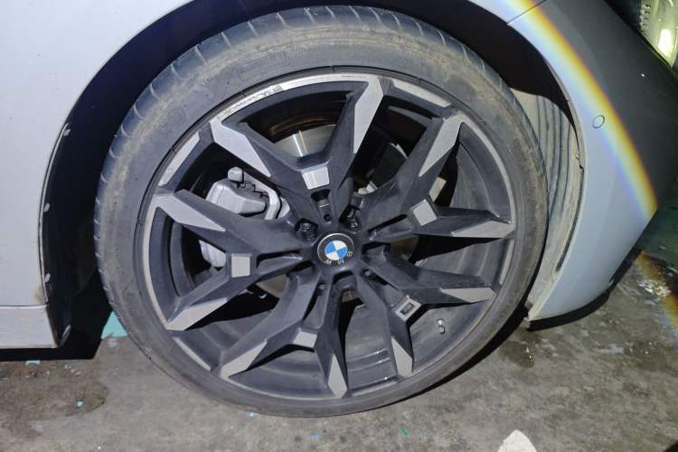 Used BMW 4 Series 2024 430i M Sport Night Edition Right Front Wheel Hub
