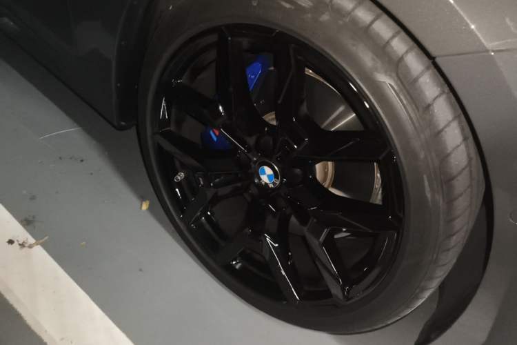 Used BMW 4 Series 2024 430i M Sport Night Edition Right Front Wheel Hub