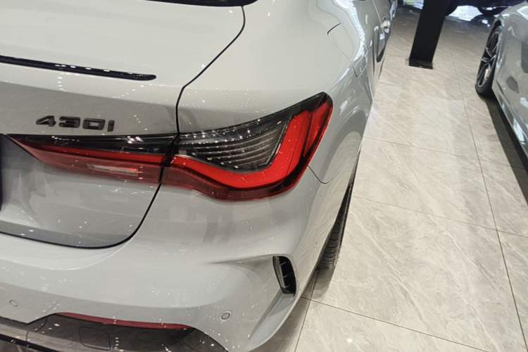 Used BMW 4 Series 2024 430i M Sport Night Edition Right Rear Taillight