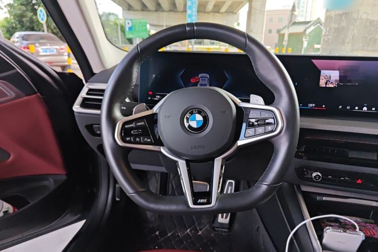 Used BMW 4 Series 2024 425i M Sport Package Steering Wheel