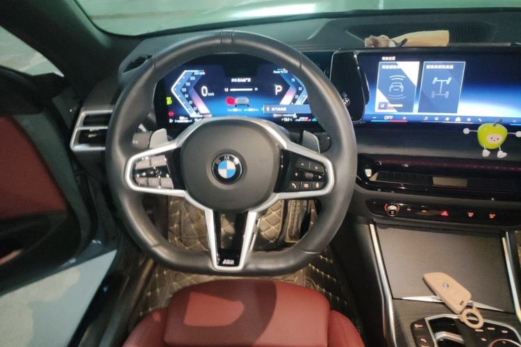 Used BMW 4 Series 2024 425i Convertible M Sport Package Steering Wheel