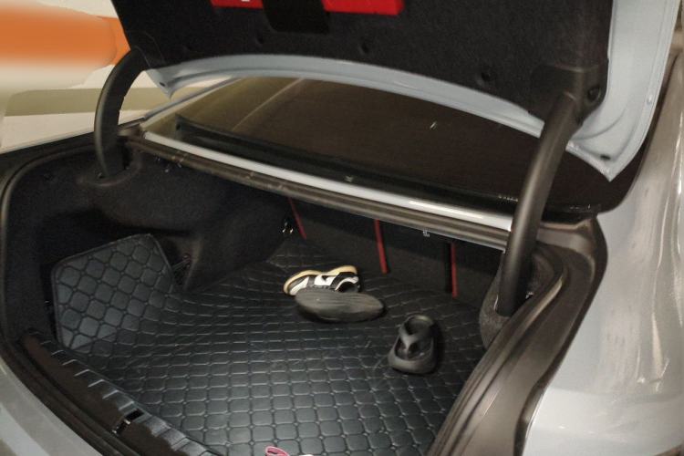 Used BMW 4 Series 2024 430i M Sport Night Edition Trunk