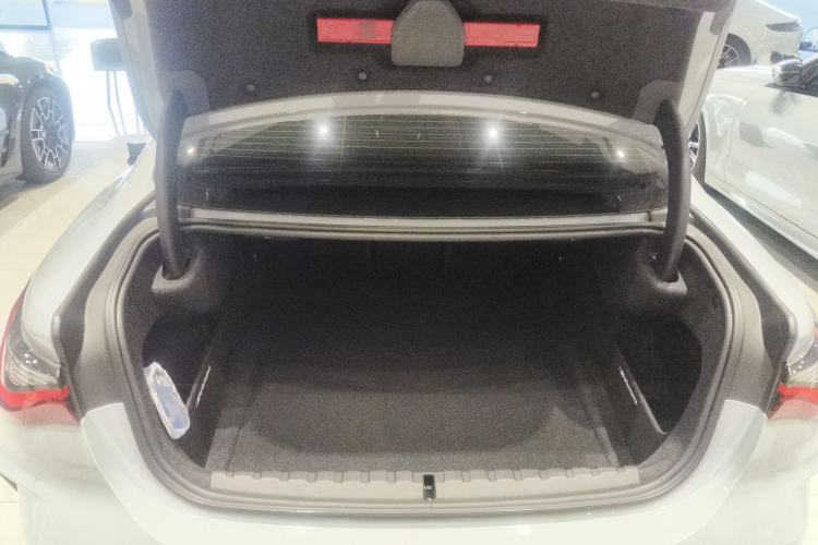 Used BMW 4 Series 2024 430i M Sport Night Edition Trunk