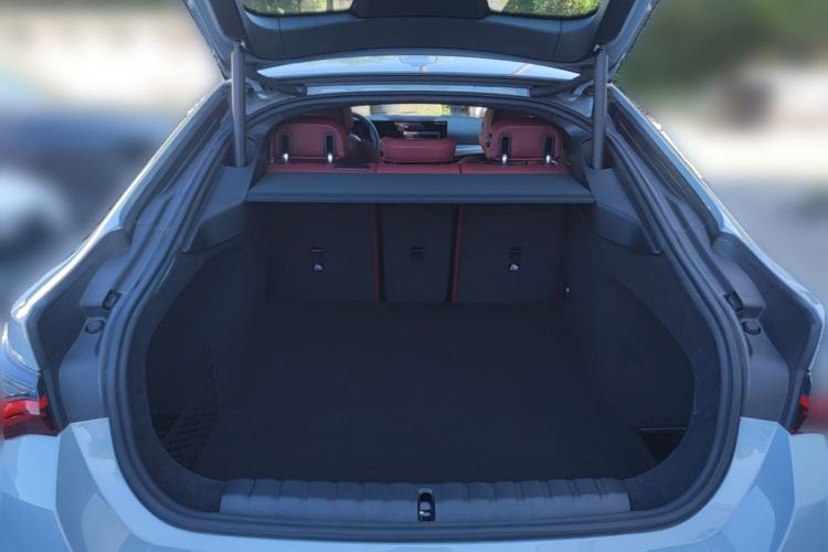 Used BMW 4 Series 2024 430i M Sport Night Edition Trunk