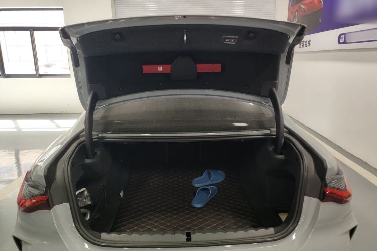 Used BMW 4 Series 2024 430i M Sport Night Edition Trunk