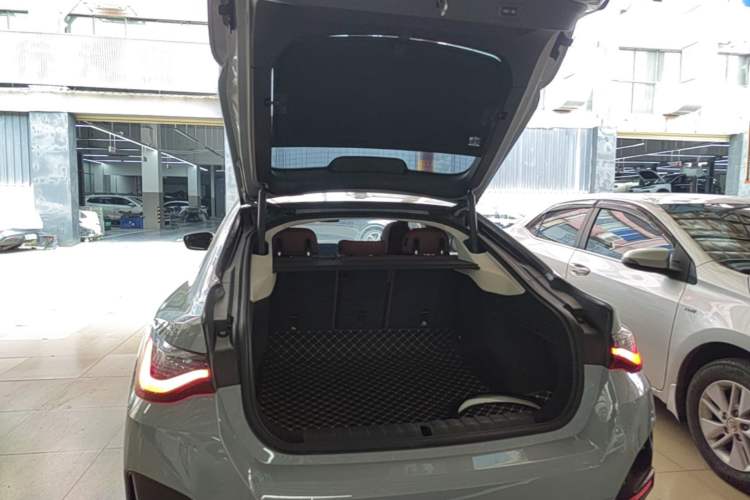 Used BMW 4 Series 2024 425i Gran Coupe M Sport Package Trunk