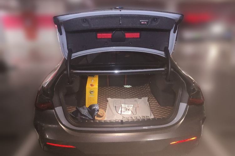 Used BMW 4 Series 2024 430i M Sport Night Edition Trunk