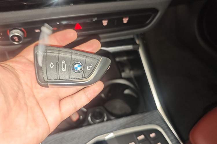 Used BMW 4 Series 2024 425i M Sport Package Vehicle Key