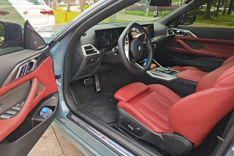 Used BMW 4 Series 2024 430i Convertible M Sport Night Edition Package Driver Seat