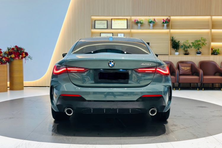 Used BMW 4 Series 2024 425i M Sport Package Exterior 5