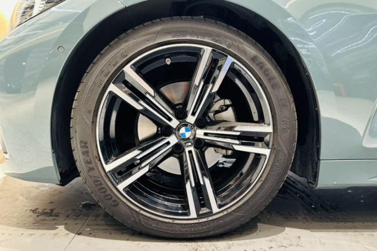 Used BMW 4 Series 2024 425i M Sport Package Exterior 7