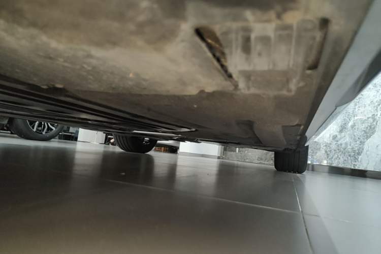 Used BMW 4 Series 2024 425i M Sport Package Left Side Sill
