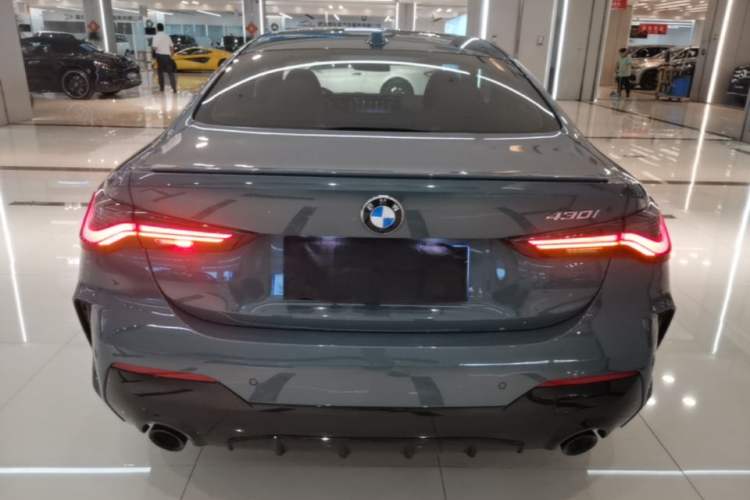Used BMW 4 Series 2024 430i M Sport Night Edition Rear