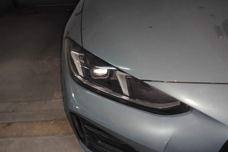 Used BMW 4 Series 2024 430i M Sport Night Edition Right Front Headlight