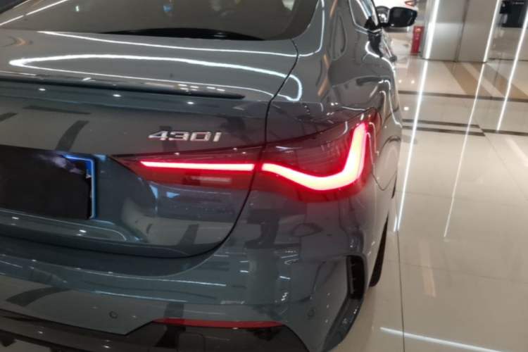 Used BMW 4 Series 2024 430i M Sport Night Edition Right Rear Taillight