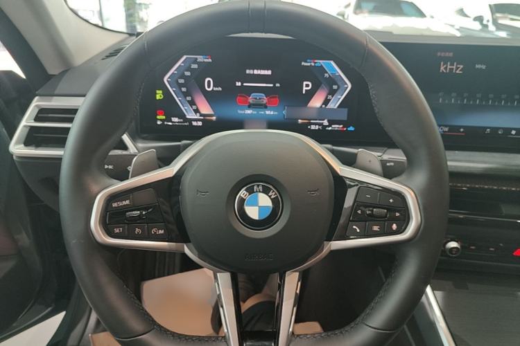 Used BMW 4 Series 2024 425i M Sport Package Steering Wheel