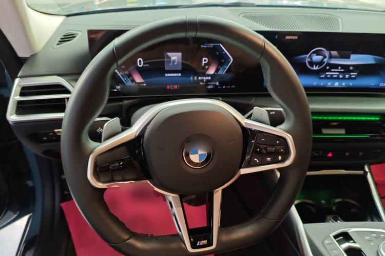 Used BMW 4 Series 2024 425i M Sport Package Steering Wheel
