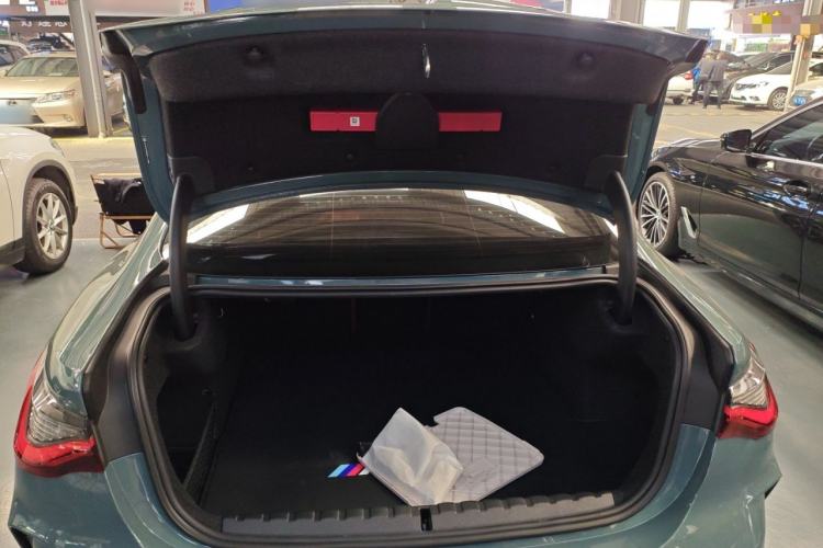 Used BMW 4 Series 2024 425i M Sport Package Trunk