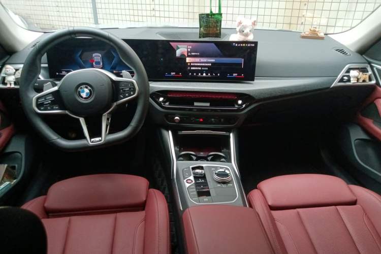 Used BMW 4 Series 2024 425i Gran Coupe M Sport Package Center Console