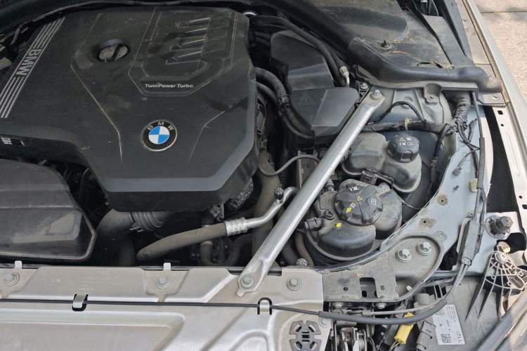 Used BMW 4 Series 2024 430i M Sport Night Edition Engine Bay Left
