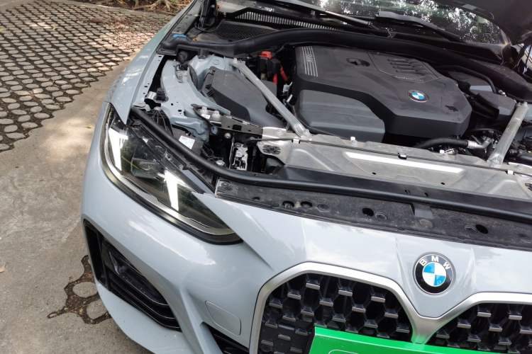 Used BMW 4 Series 2024 425i Gran Coupe M Sport Package Engine Bay Right