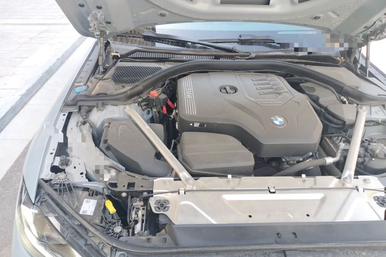 Used BMW 4 Series 2024 425i M Sport Package Engine Bay Right