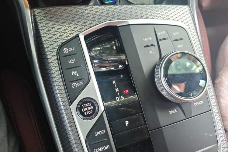 Used BMW 4 Series 2024 430i M Sport Night Edition Gear Lever