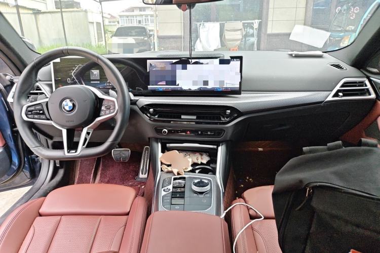 Used BMW 4 Series 2024 430i M Sport Night Edition Center Console