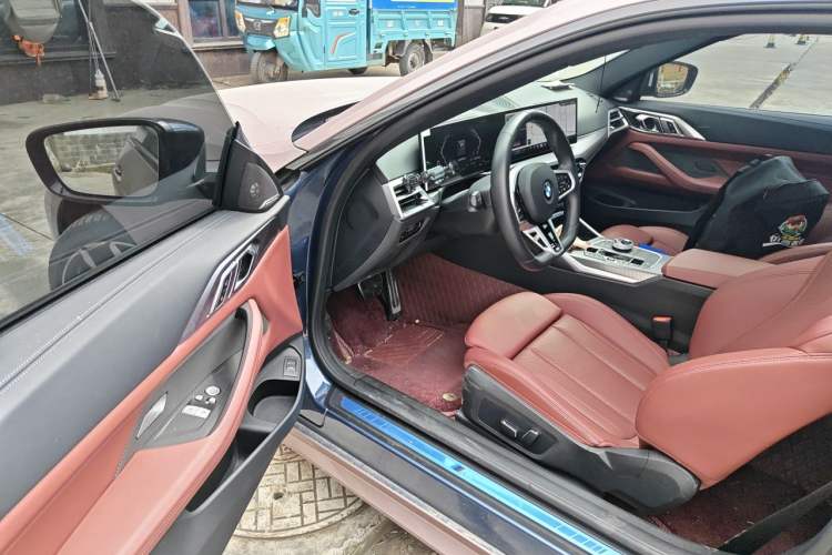 Used BMW 4 Series 2024 430i M Sport Night Edition Driver Seat