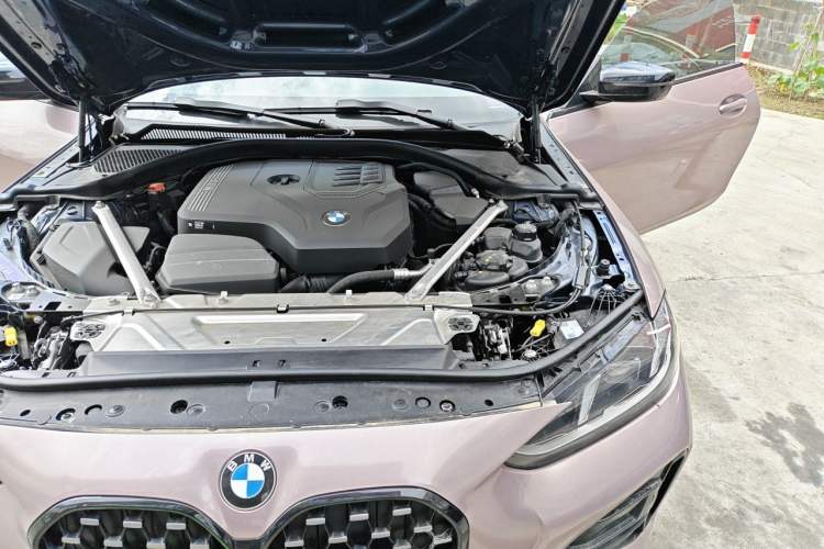 Used BMW 4 Series 2024 430i M Sport Night Edition Engine Bay Left