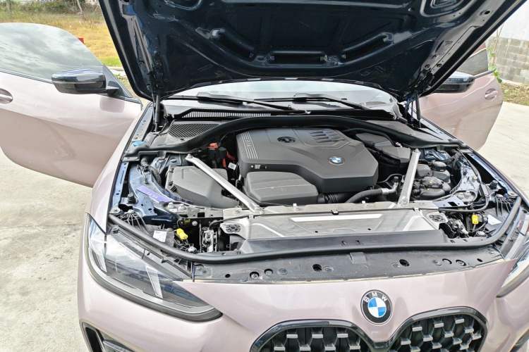 Used BMW 4 Series 2024 430i M Sport Night Edition Engine Bay Right