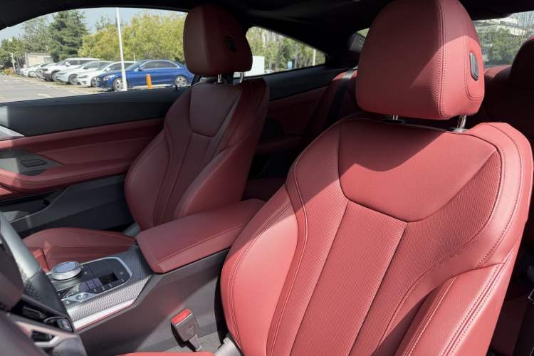 Used BMW 4 Series 2024 430i M Sport Night Edition Interior 3