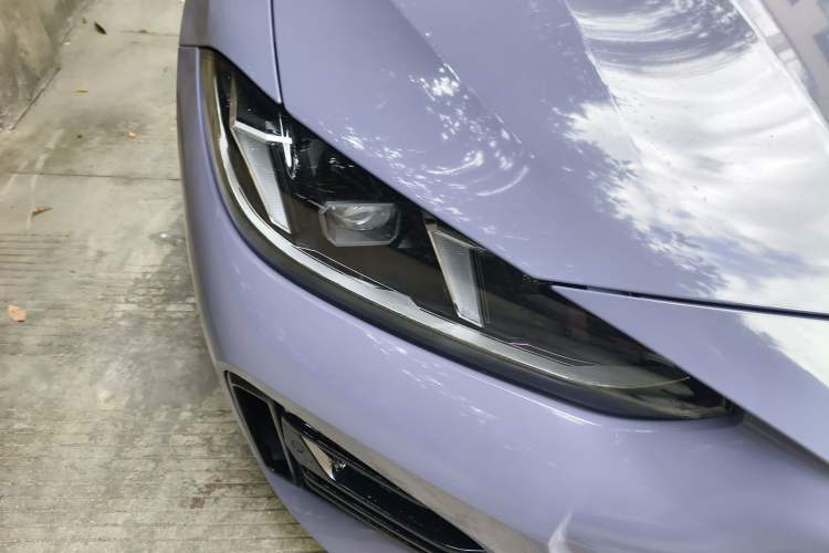 Used BMW 4 Series 2024 430i Gran Coupe M Sport Night Edition Package Right Front Headlight