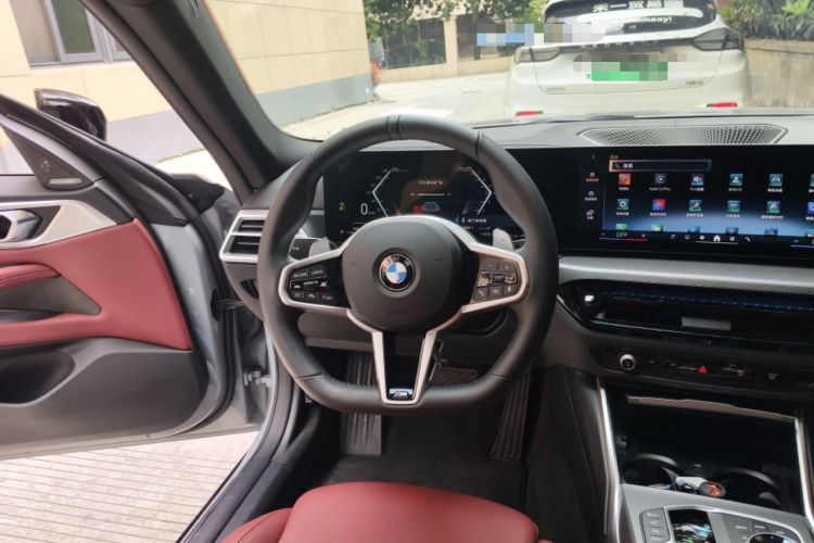Used BMW 4 Series 2024 430i Gran Coupe M Sport Night Edition Package Steering Wheel