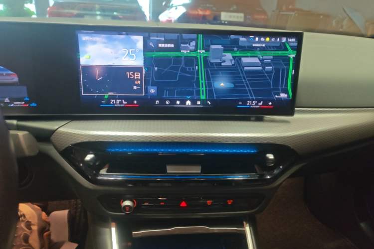 Used BMW 4 Series 2024 430i M Sport Night Edition Audio And AC Panel