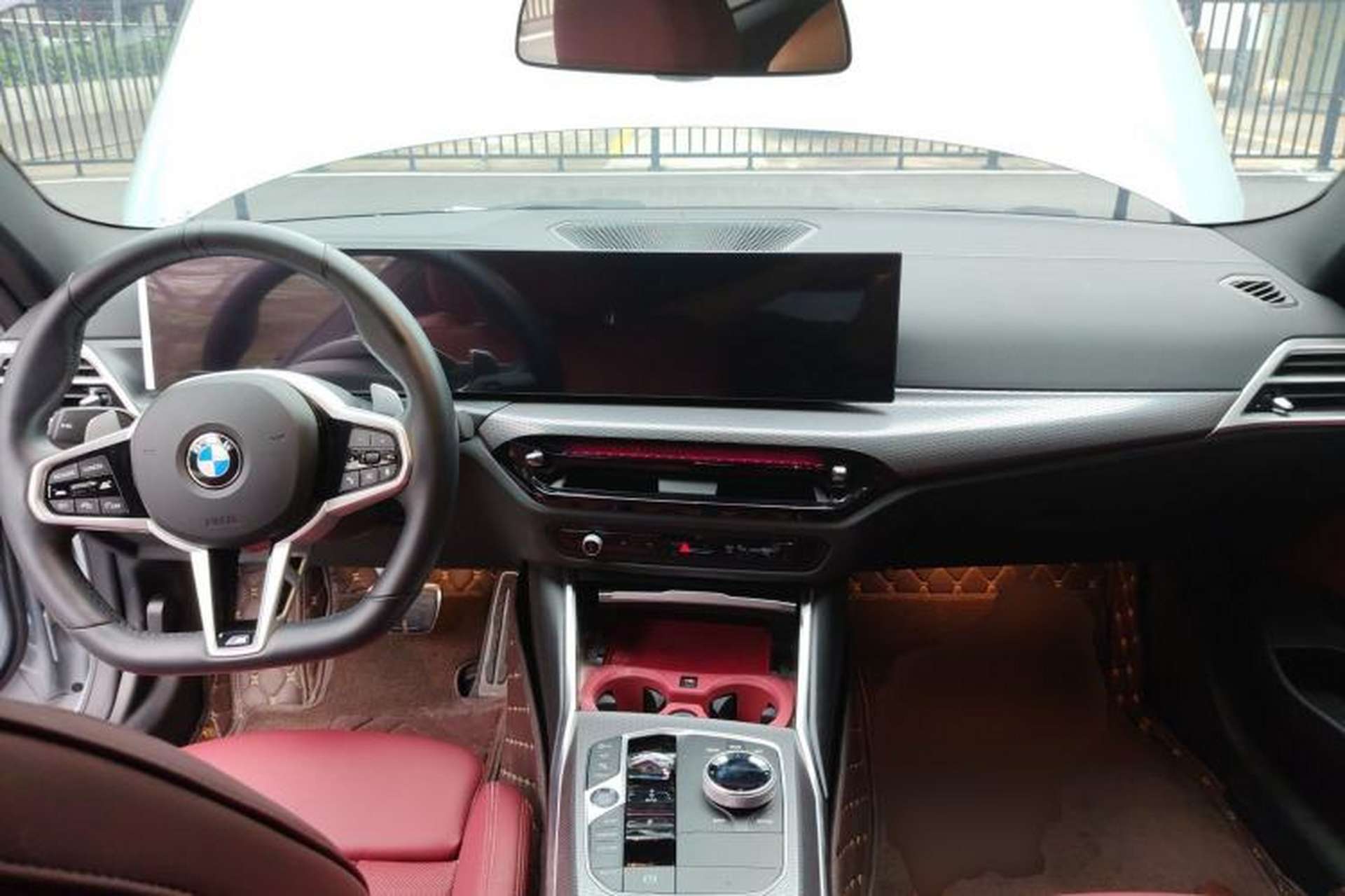 Used BMW 4 Series 2024 430i M Sport Night Edition Center Console