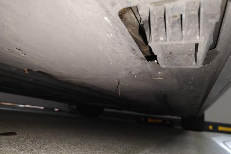 Used BMW 4 Series 2024 425i M Sport Package Chassis Front Left