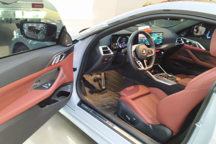 Used BMW 4 Series 2024 430i M Sport Night Edition Driver Seat