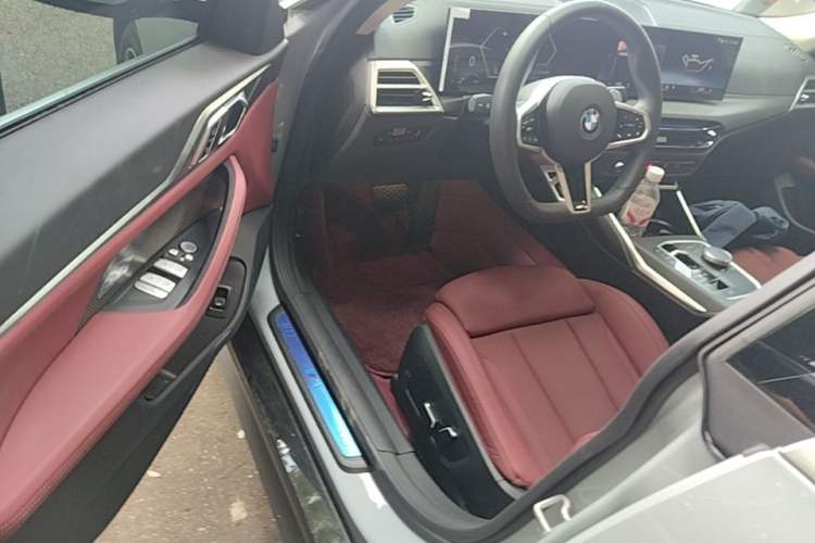 Used BMW 4 Series 2024 425i Gran Coupe M Sport Package Driver Seat
