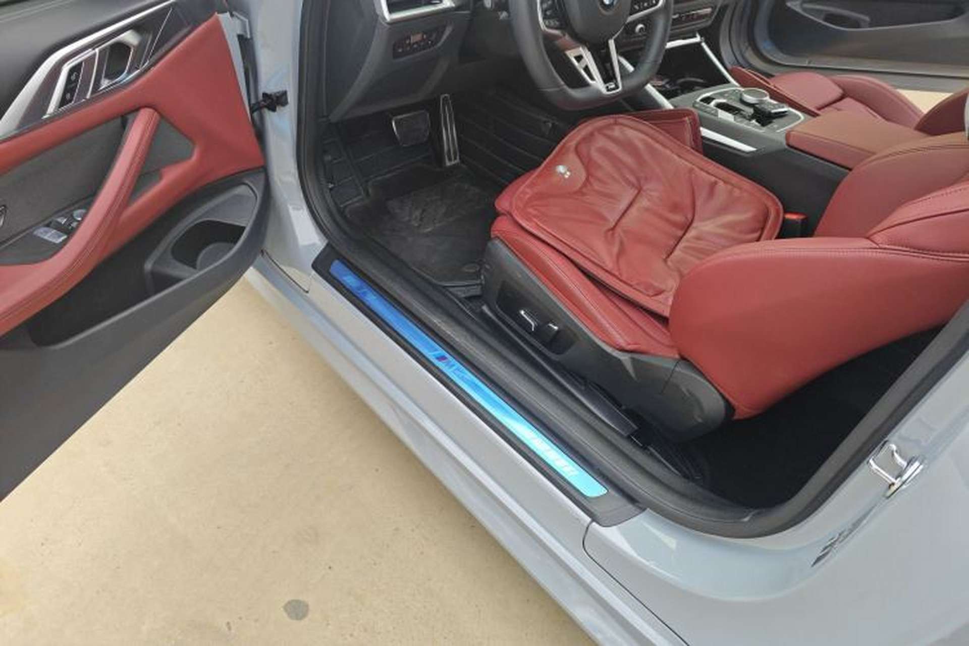 Used BMW 4 Series 2024 425i M Sport Package Driver Seat