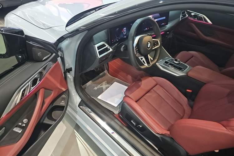 Used BMW 4 Series 2024 430i M Sport Night Edition Driver Seat