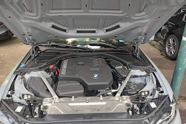 Used BMW 4 Series 2024 425i Gran Coupe M Sport Package Engine Bay