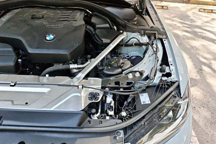 Used BMW 4 Series 2024 425i Gran Coupe M Sport Package Engine Bay Left