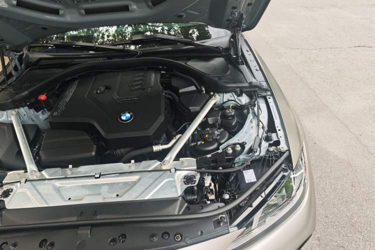 Used BMW 4 Series 2024 430i M Sport Night Edition Engine Bay Left